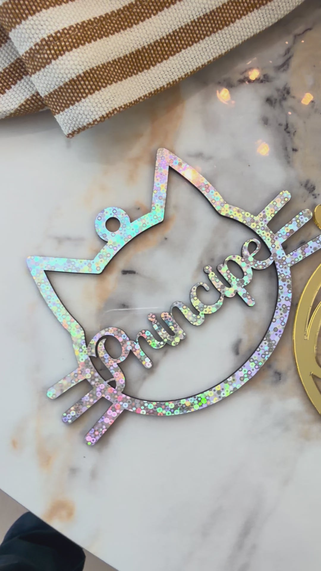 Esferas Navideñas Personalizadas con Nombre en Acrílico